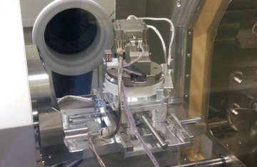 Picoindenter in glovebox